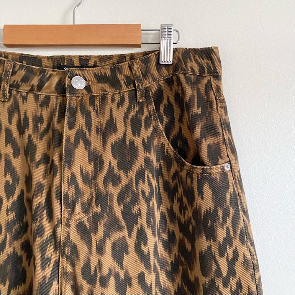 Steve Madden Maise Leopard Barrel Wide Leg High Rise Jeans NWT - Picture 5 of 8
